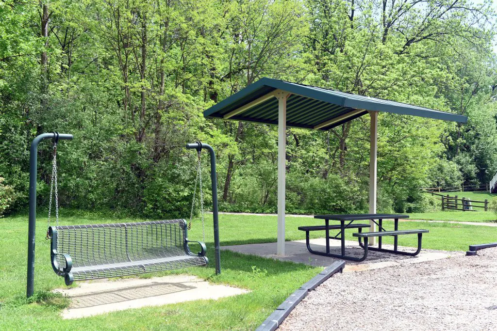 Buckingham Woods South Shelter